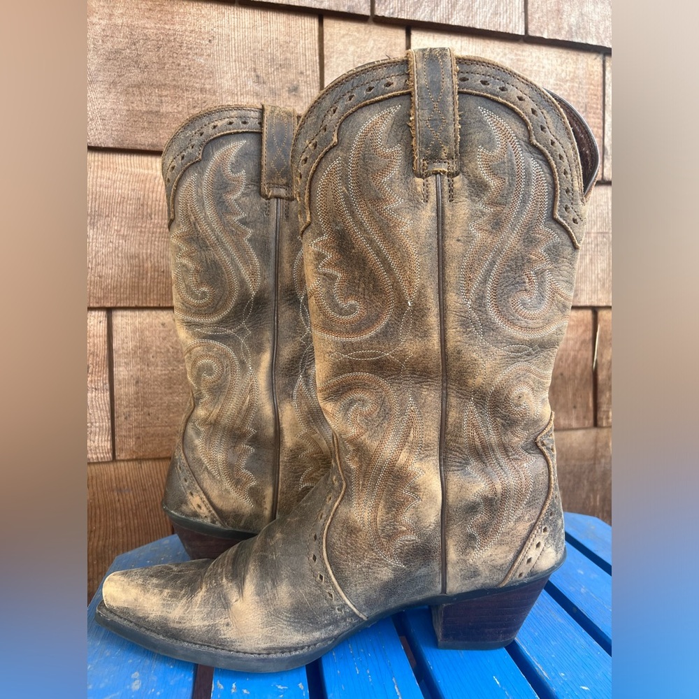 Women’s Western Heritage Ariat 10019915 boots size 11 - Picture 4 of 11